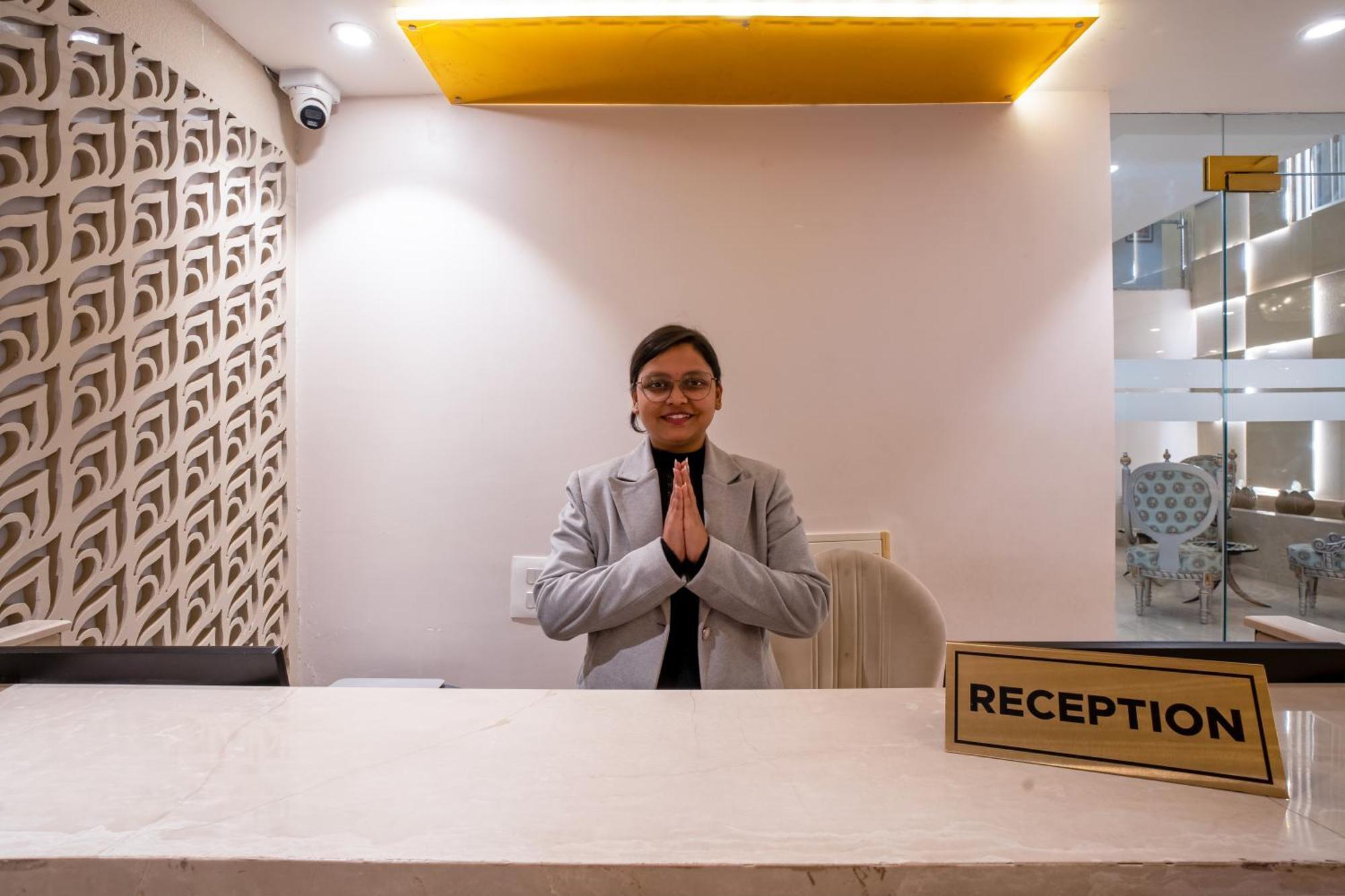 Hotel Ginger Palace Delhi Airport Nova Deli Exterior foto
