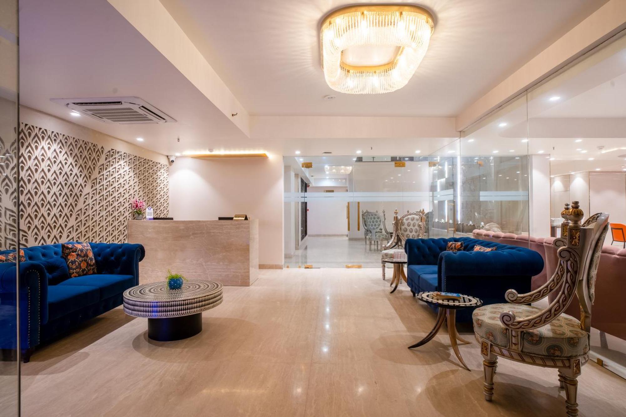 Hotel Ginger Palace Delhi Airport Nova Deli Exterior foto