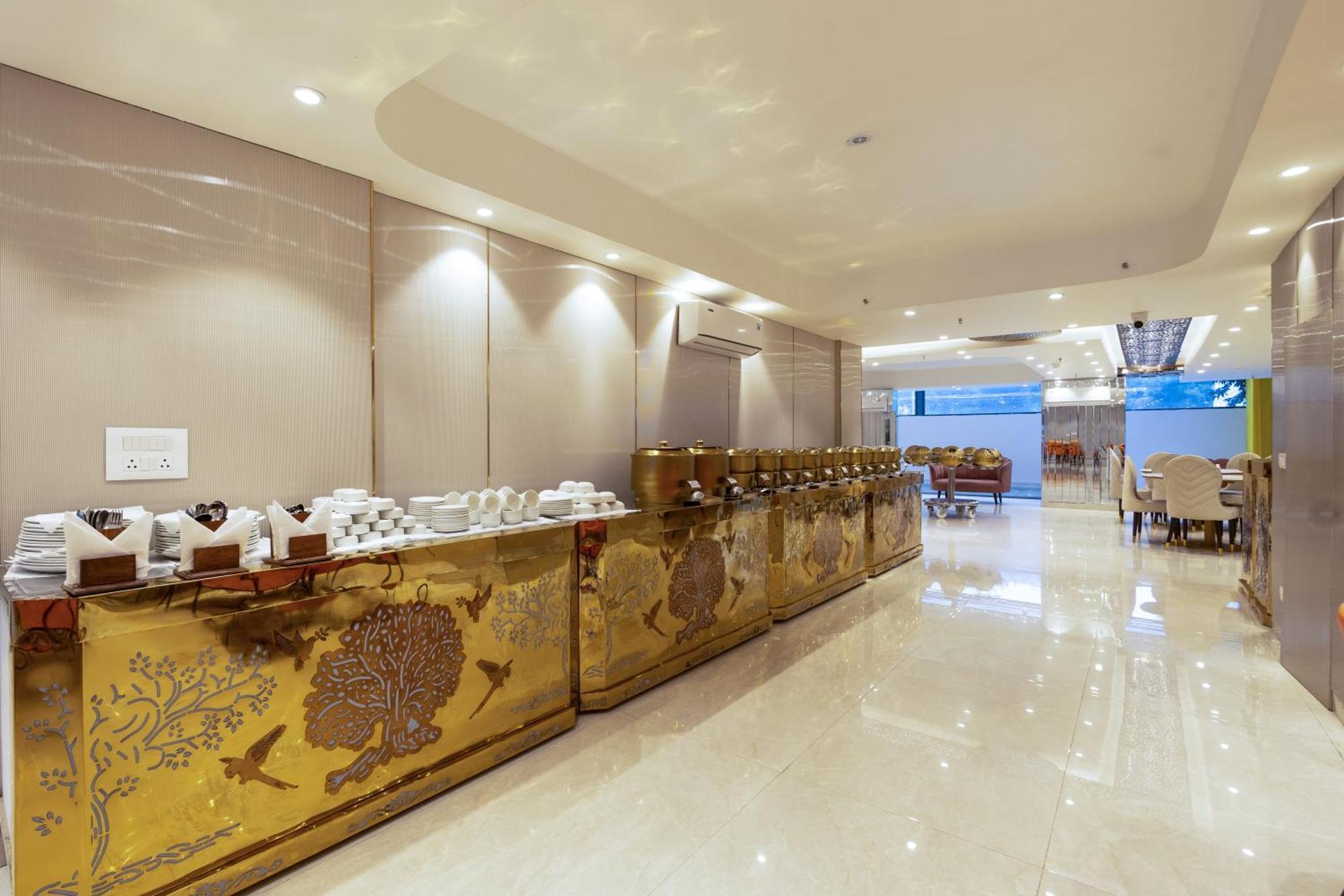 Hotel Ginger Palace Delhi Airport Nova Deli Exterior foto