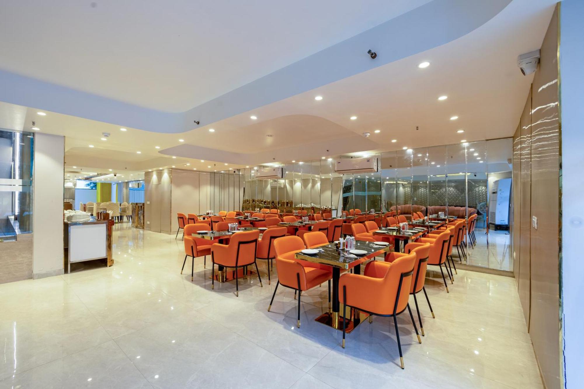Hotel Ginger Palace Delhi Airport Nova Deli Exterior foto